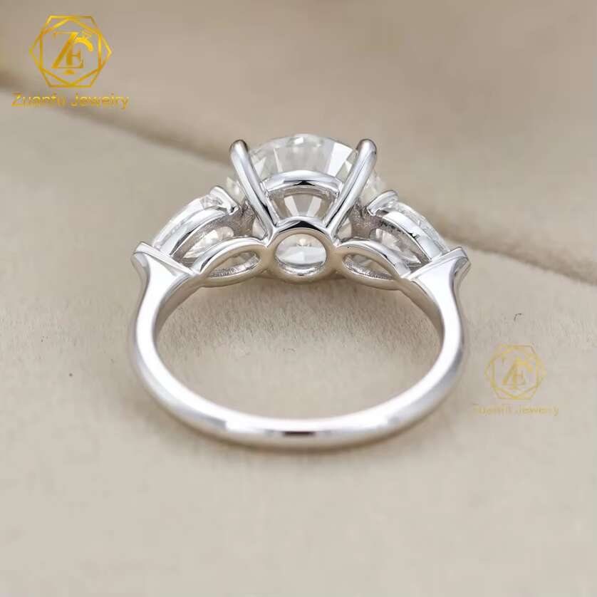 Classic 14K/18K Gold Jewelry Engagement Ring 8mm 2CT Round Shape Trilogy Moissanite Ring Moissanite Ring for Women