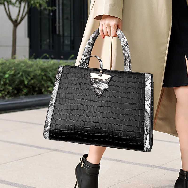 Fashion Tote Bags for Women Snakeskin Pattern Shoulder Bag Texture Large Capacity Oblique Span/handbag Purses and Handbags K251128