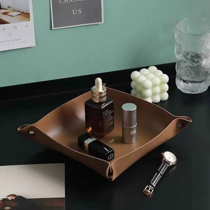 Living Room Entrance Key Storage Box Leather Desktop Cosmetics Storage Box Sundry European Tray Storage Box Y251129