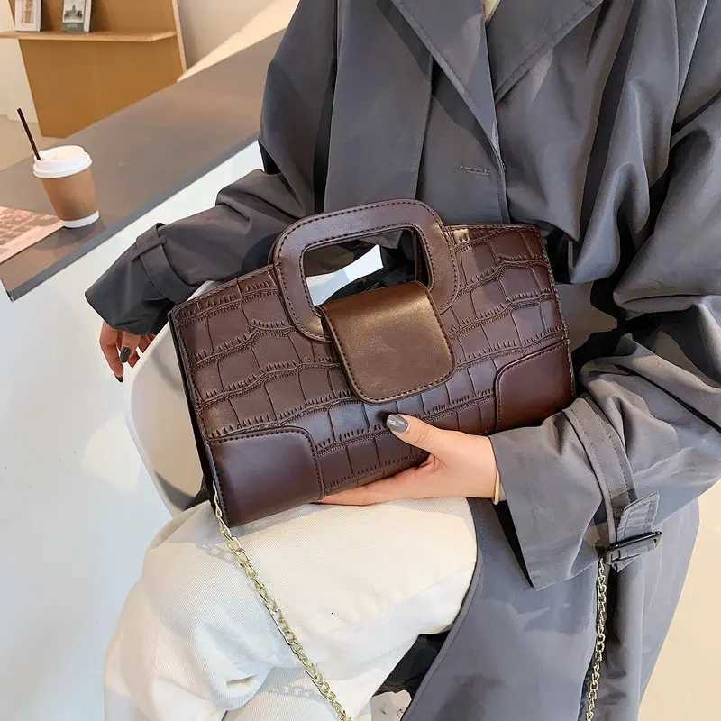 2025 New Retro Bags Crocodile Pattern Handbag Chain Shoulder Cross Bag Womens Bag K251128