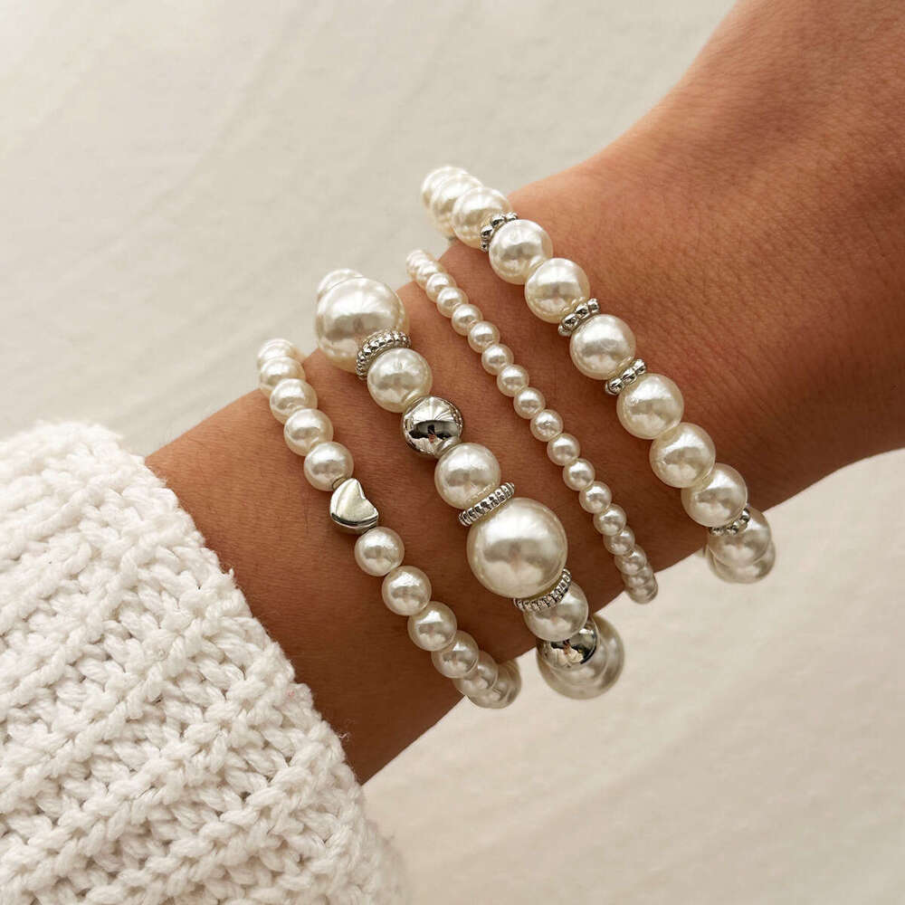 hot selling jewelry fashionable love shaped pearl bead stacked bracelet four piece set