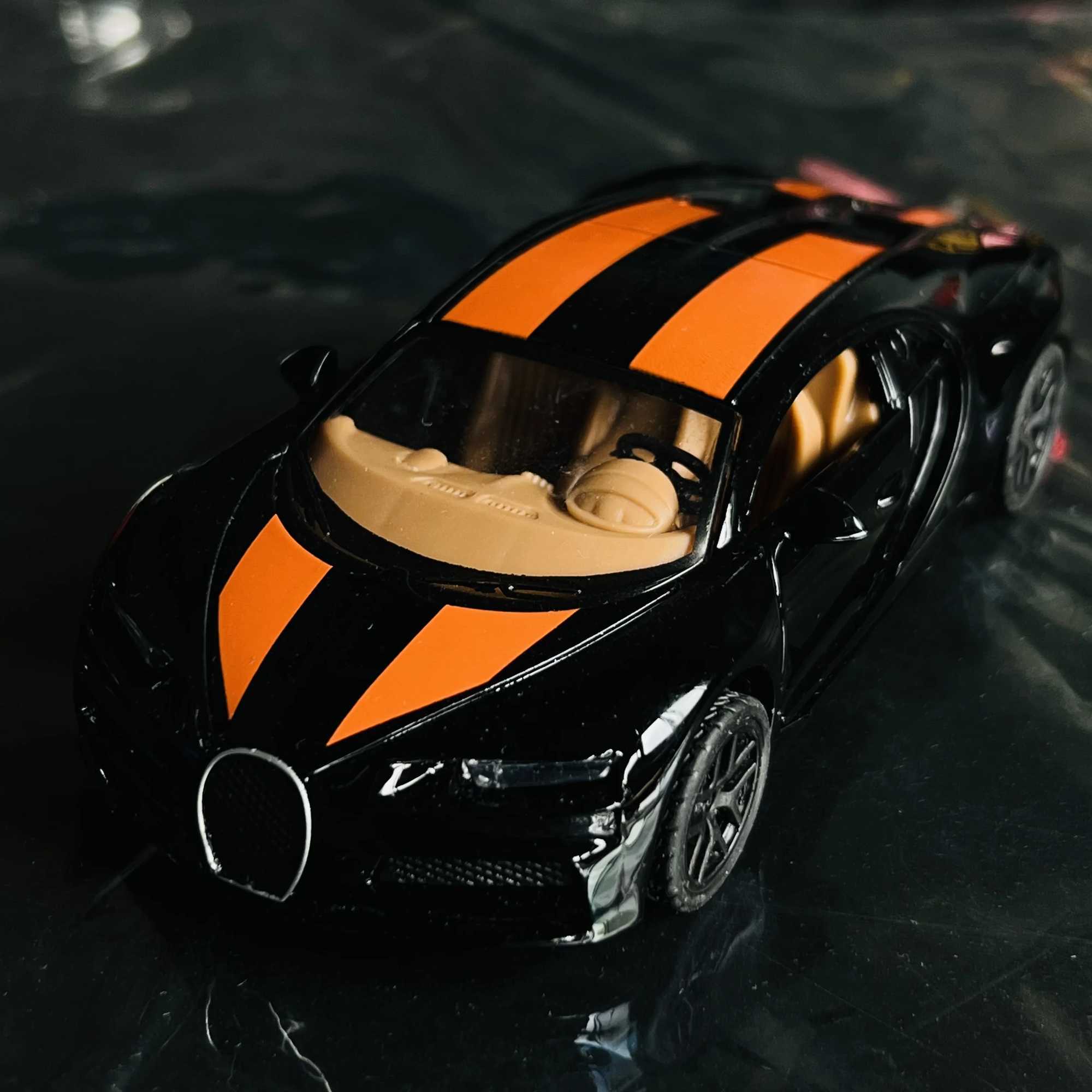 Simulation metal alloy super cool sports car toy model childrens birthday gift preferred ornament gift collection J251129