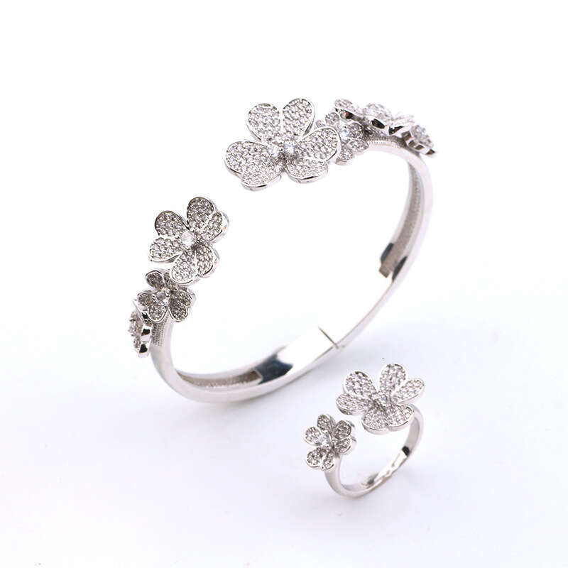 Fashion Full Zircon Three-Leaf Flower Bracelet Fresh Open Ring Set for Women Light Luxury Elegant Jewelry carefully crafted to suit a variety of scenes