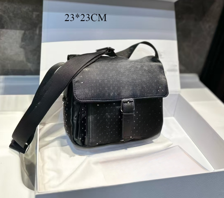 Unisex fashionable shoulder bag with rivets crossbody bag mailman bag large capacity handbag 10A