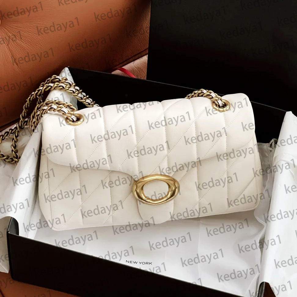 Quilted Tabby 26 Designer Bag C Fashion Shoulder Bag Push Lock Closure Sheepskin Crossbody Bag Chain Bag Women's Clutch Classic Flap Black High Quality Wallet 02