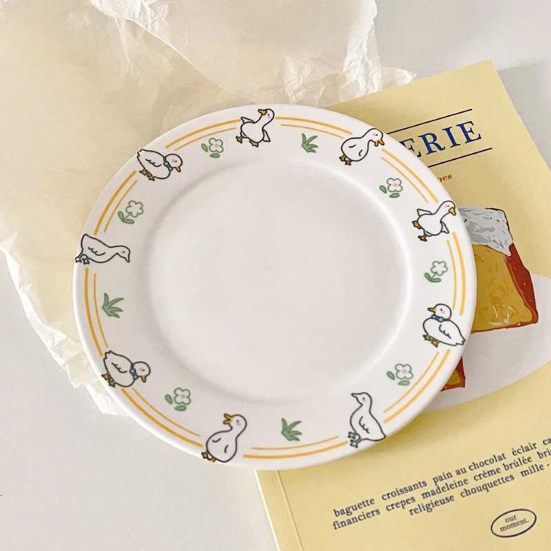 Luxury Cute Creative Porcelain Plate Korean Style Ins Cartoon Household Tableware Breakfast Toast Plates Ceramic Kitchen Supplies Y251129