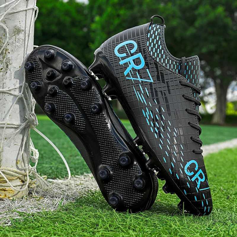 2025 New Men Soccer Shoes Unisex Drop Shipping Football Boots Breathable Sports Cleats Professional Outdoor Ultralight Non-slip J251129