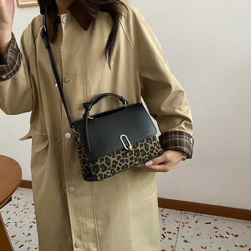 2025 Fashion Premium Leopard Print Womens Bag - Unique Retro Small Square Design Versatile Commuter Shoulder/Messenger Style K251128
