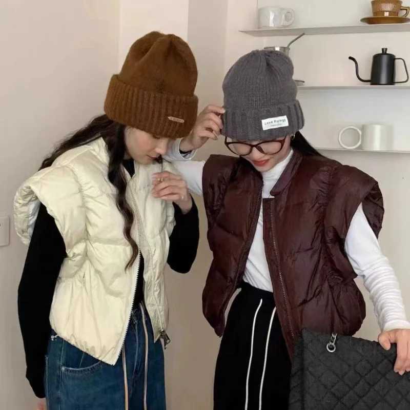 Korean waistcoat ultra-short down vest fashion thickened sleeveless down jacket personality pleats outerwears warm waistcoatT251129