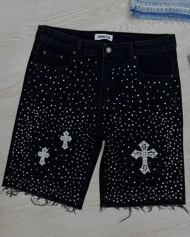 Streetwear Vintage Cross Rhinestone Sequin Denim Shorts Y2K Mens Womens Vintage Washed Baggy Casual Shorts Over The Knee Pants 251128