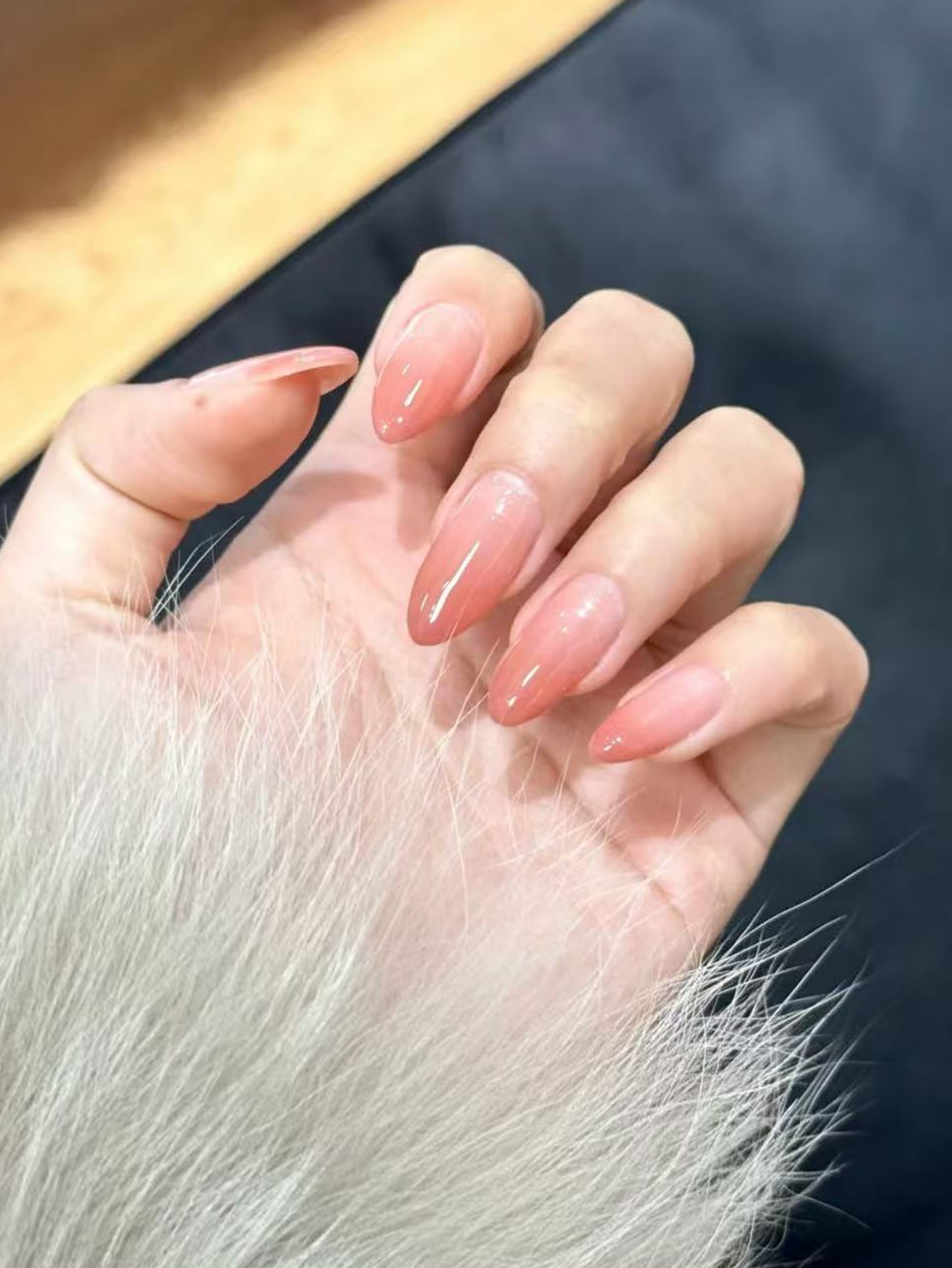 30 pieces of DIY almond-shaped press-on false nails, pink gradient smudged French press-on acrylic nails, suitable for girls and ladies as gifts and d