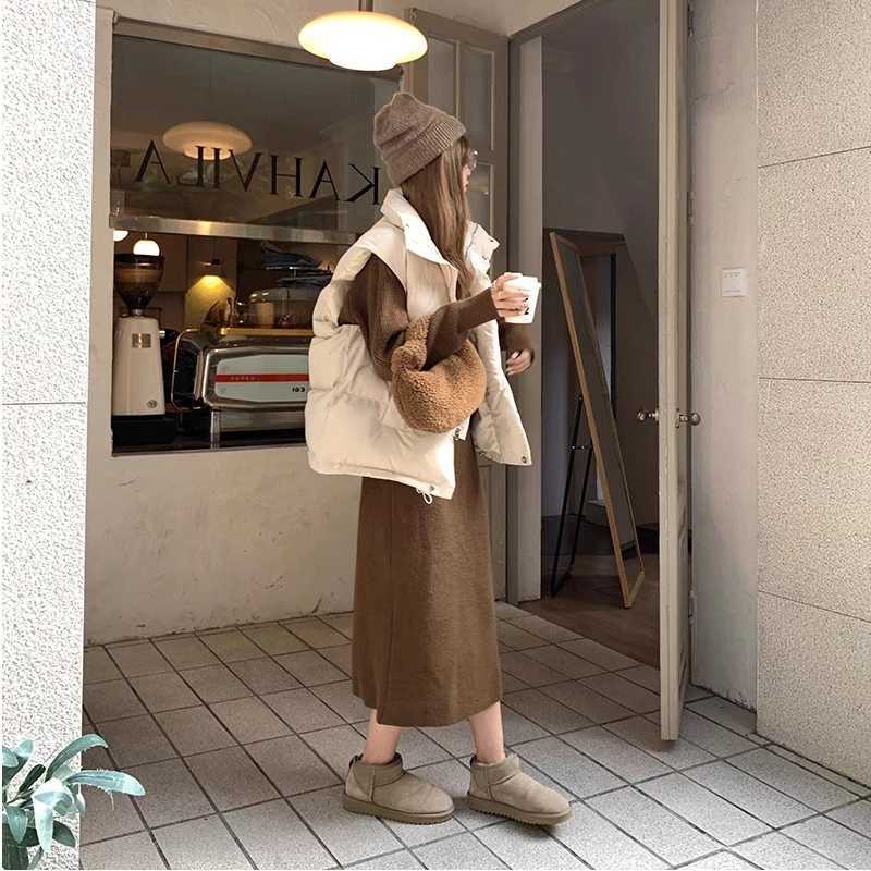 Vests Women Loose Casual Streetwear Keep Warm Autumn Winter Coats Outwear Pockets Sleeveless Fashion Design Zipper MinimalistT251129