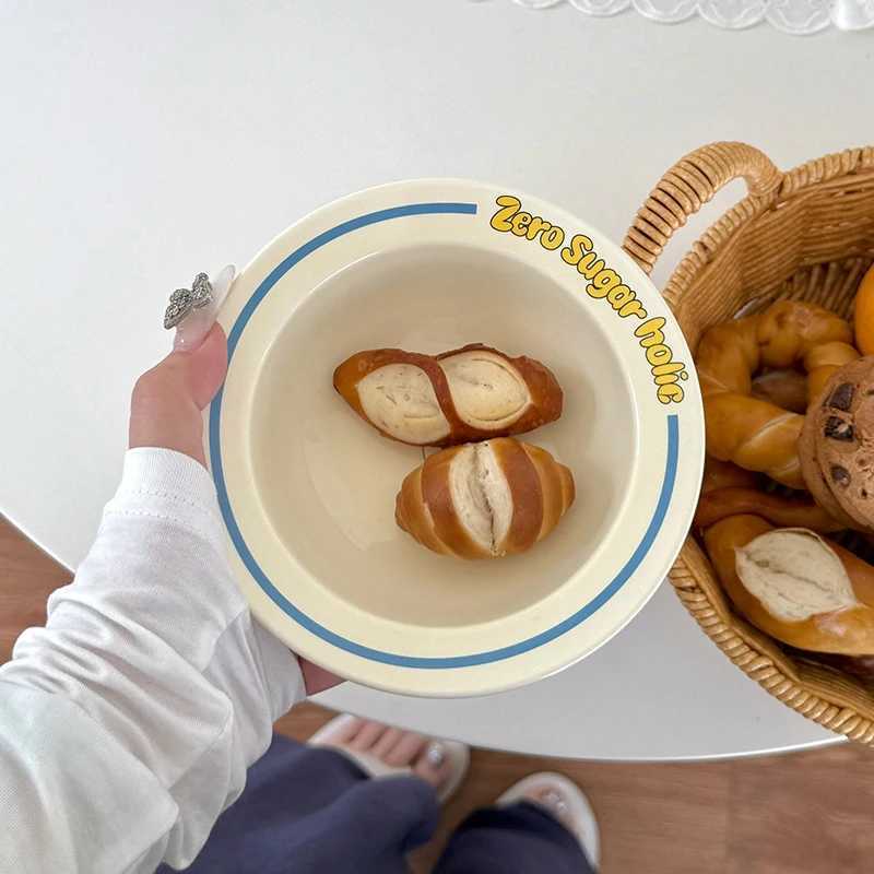 Luxury High Appearance Ceramic Dining Bowl Ins Style Letter Versatile Dessert Round Tableware Korean Household Breakfast Milk Bowls Y251129