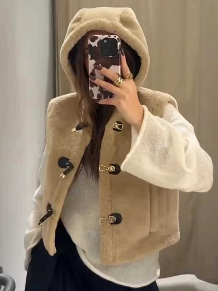 Winter New Artificial Leather Hooded Vest Jacket Women Causal Single Breasted Vest Coat 2025 Female Thick Overcoat StreetwearT251129
