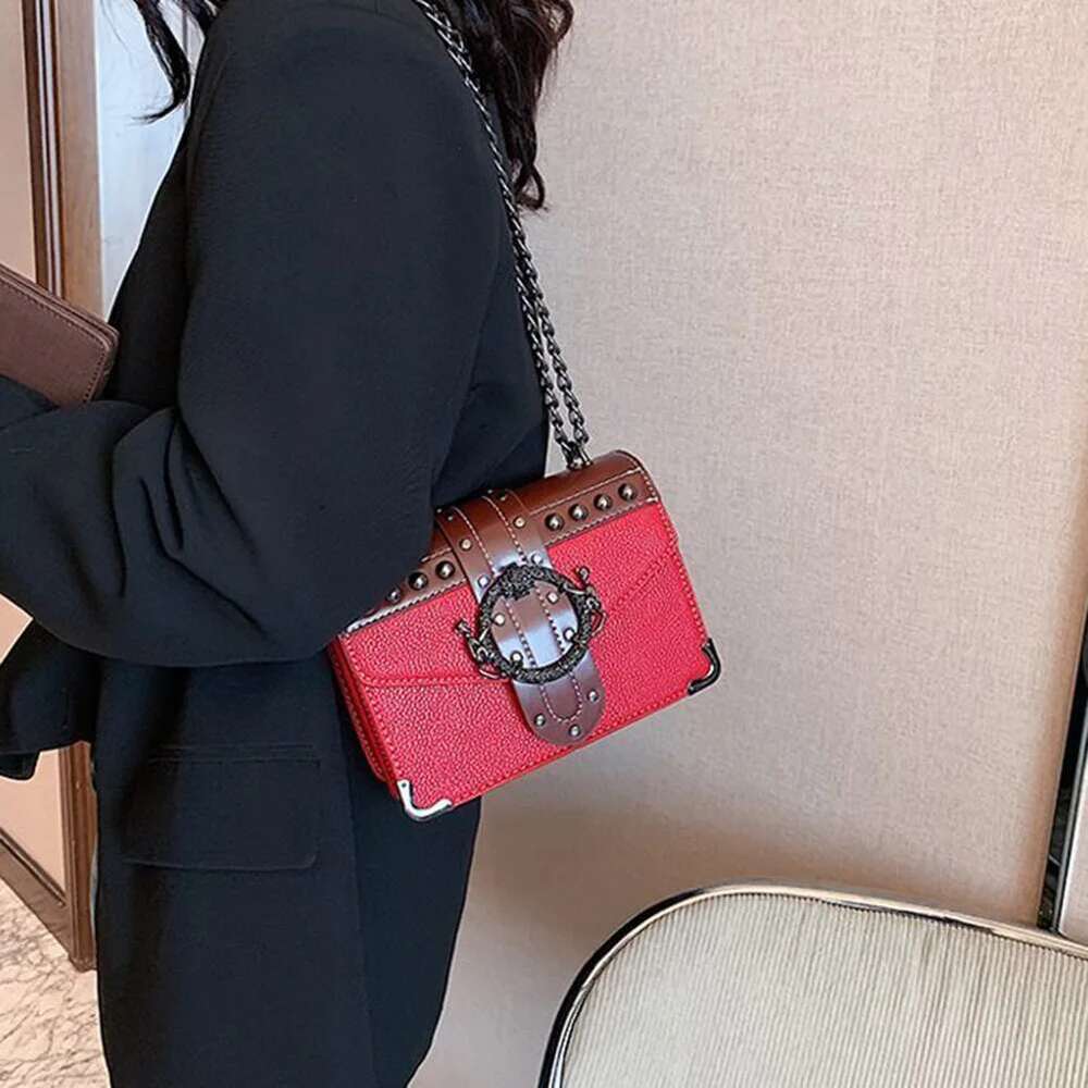 Sophisticated Feminine Messengers by Top Brands Versatile Large Capacity Square Purses Featuring Trendy Rivet Accents