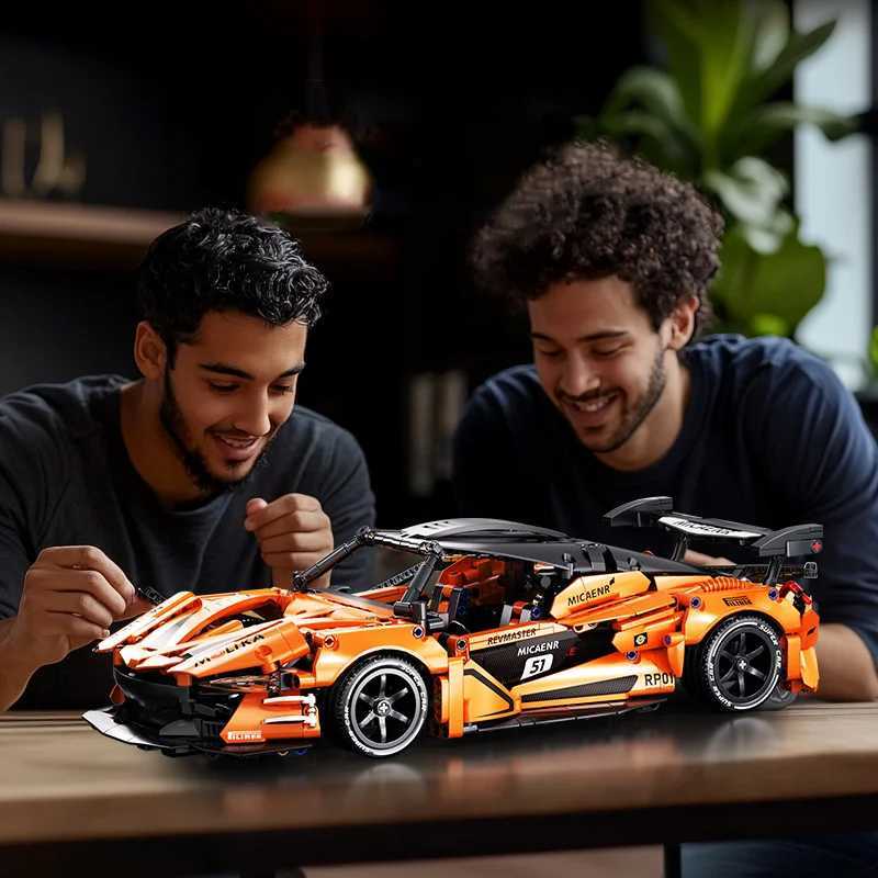 2025 New 1200PCS McLaren Sports Car Building Blocks Set 114 Scale Racing Car Model Kit for Kids Adult Racing Vehicle Toys Gifts J251129