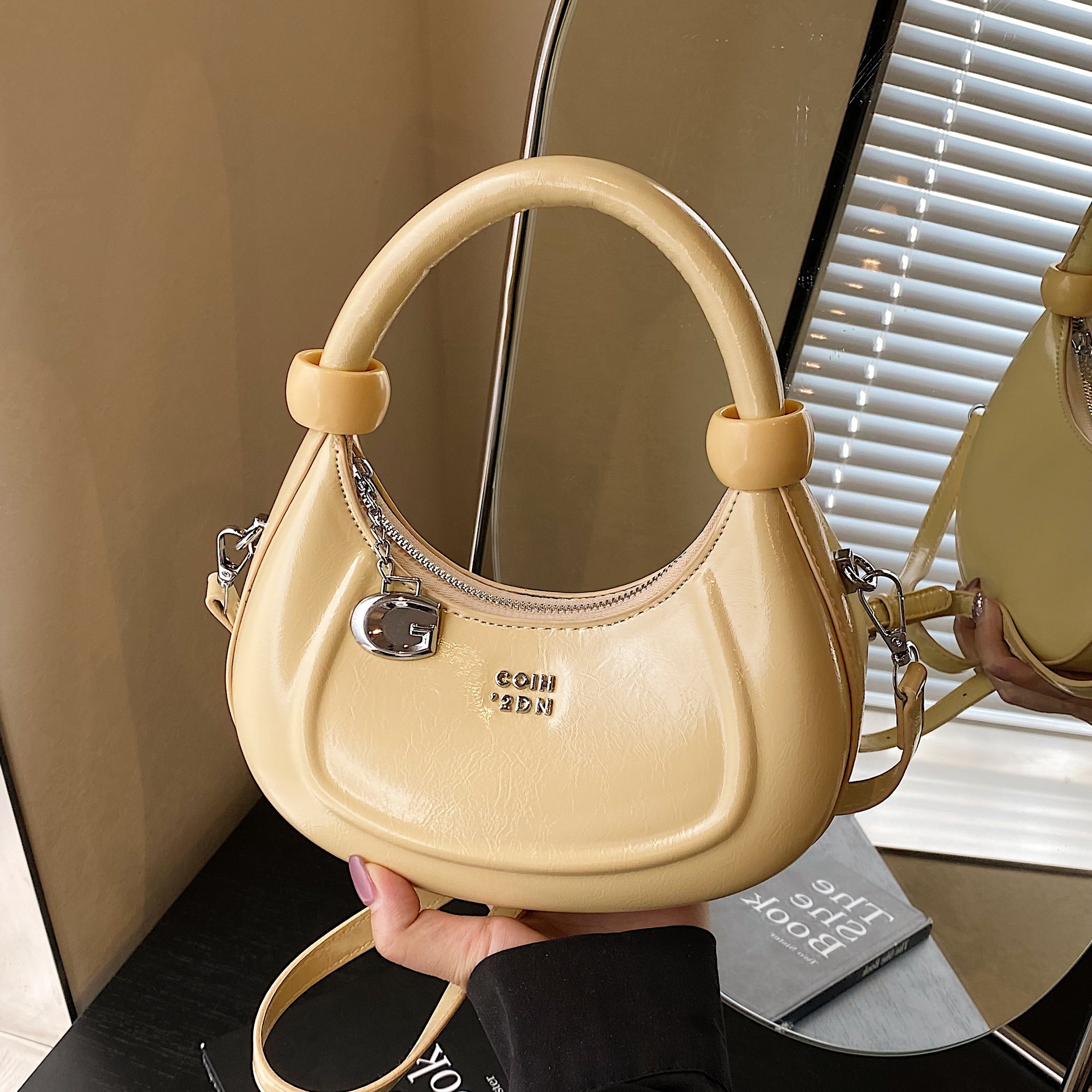 2025 Summer Designer Crescent Moon Bag - Luxury Women's Crossbody Tote with Adjustable Strap & Free Shipping