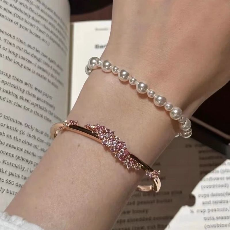 TaiYang New Designer Butterfly Bracelet for Women,Gold Plated Copper jewelry bangle Full Zirconia Teardrop Bangle with Elegant Floral Accents gift