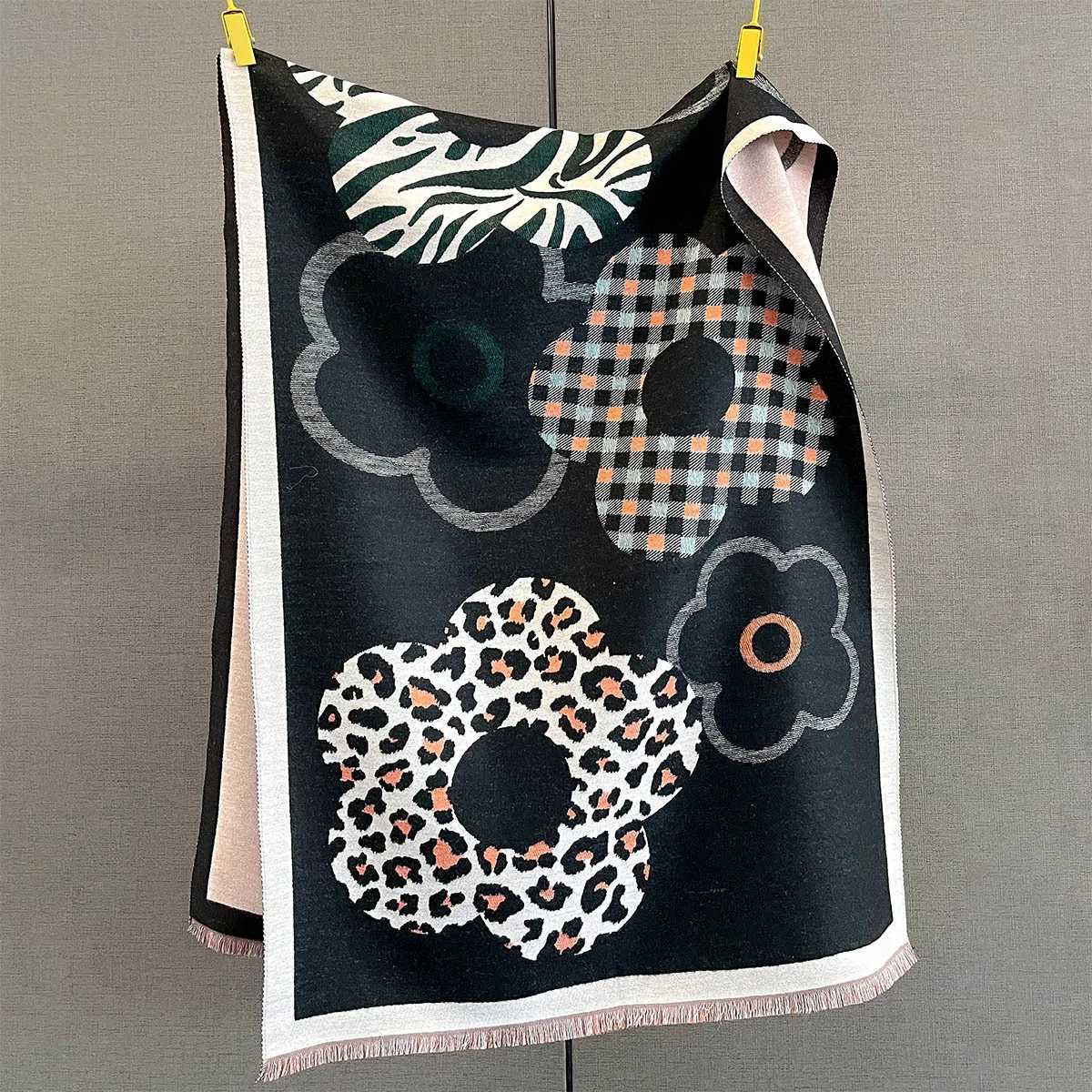 Women Winter Cashmere Scarf Warm Thicken Shawl Outdoor Fashion Tassels Blanket Lady Wrap Windproof Scarves 60 ColorJ251129