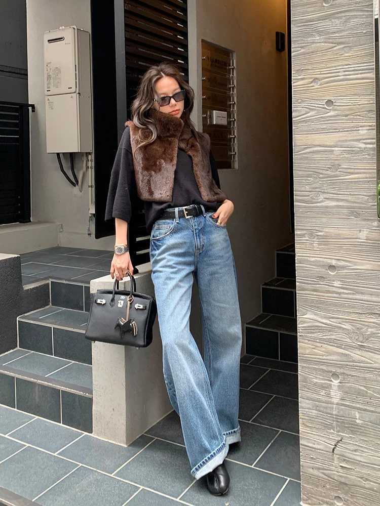 Autumn Winter Irregular Stand Collar Fur Shawl Vest Female Warm Casual Waistcoats Women White Duck Down Sleeveless Cardigan VestT251129