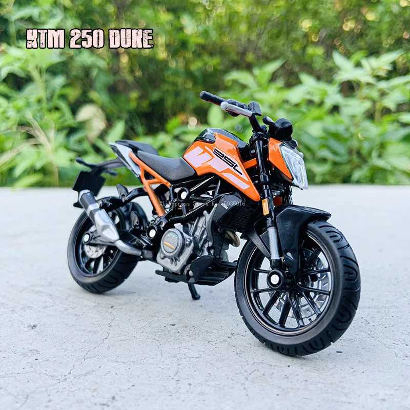 Bburago 118 250 KTM Duke Factory Edition Static Die Cast Vehicles Collectible Motorcycle Model Toys J251129