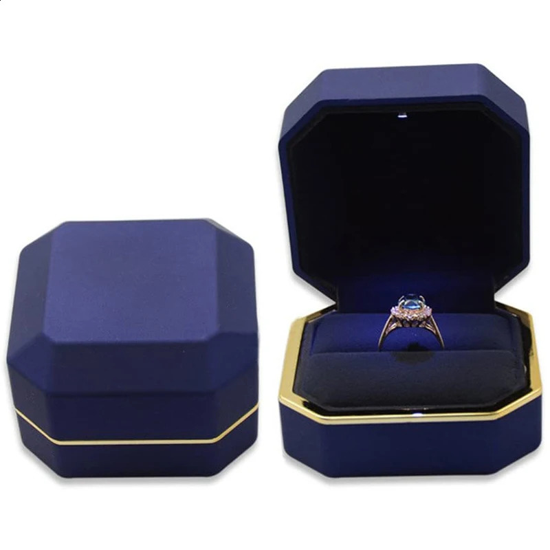 1 piece of LED jewelry ring box velvet rubber necklace pendant gift display with light recommended for engagement wedding box 250428