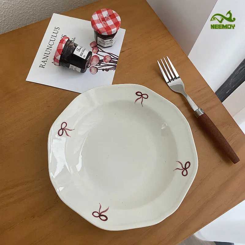 Luxury Vintage Red Bow Plate Vegetable Plate He Afternoon Tea Dessert Cake Deep Plate Underglaze Colored Ceramic Tableware Dishes Y251129