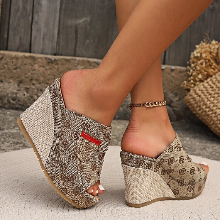 designer shoes New Women's Wedge Sandals Thick Sole Denim Simple Outdoor Fashion Peep Toe Slippers
