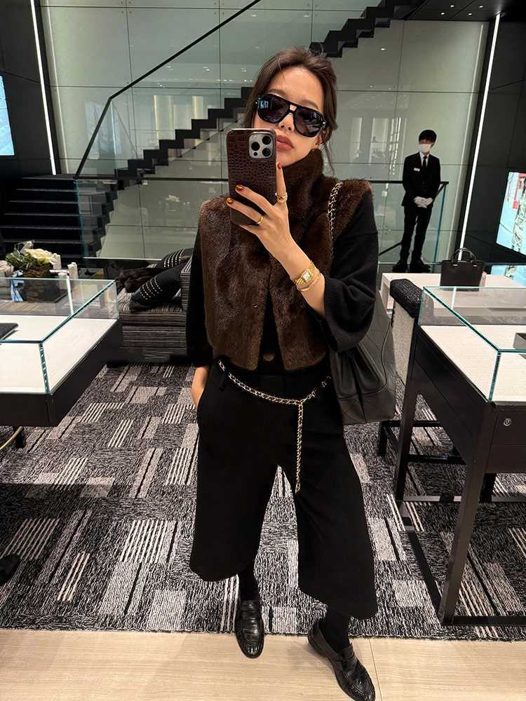 Autumn Winter Irregular Stand Collar Fur Shawl Vest Female Warm Casual Waistcoats Women White Duck Down Sleeveless Cardigan VestT251129