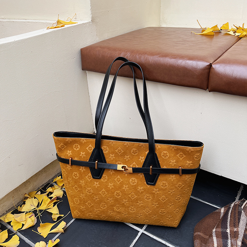 New Design Retro large-capacity commuter bag for women 2025 Autumn New Fashion Casual Tote bag Trendy versatile shoulder bag free shipping - view 4