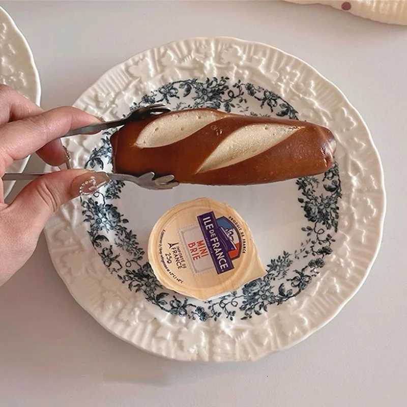 Luxury French Style Ceramic Plate Household 8 Inch Vintage Rantic Grapevine Dessert Dish New Aesthetic Afternoon Tea Tableware Y251129