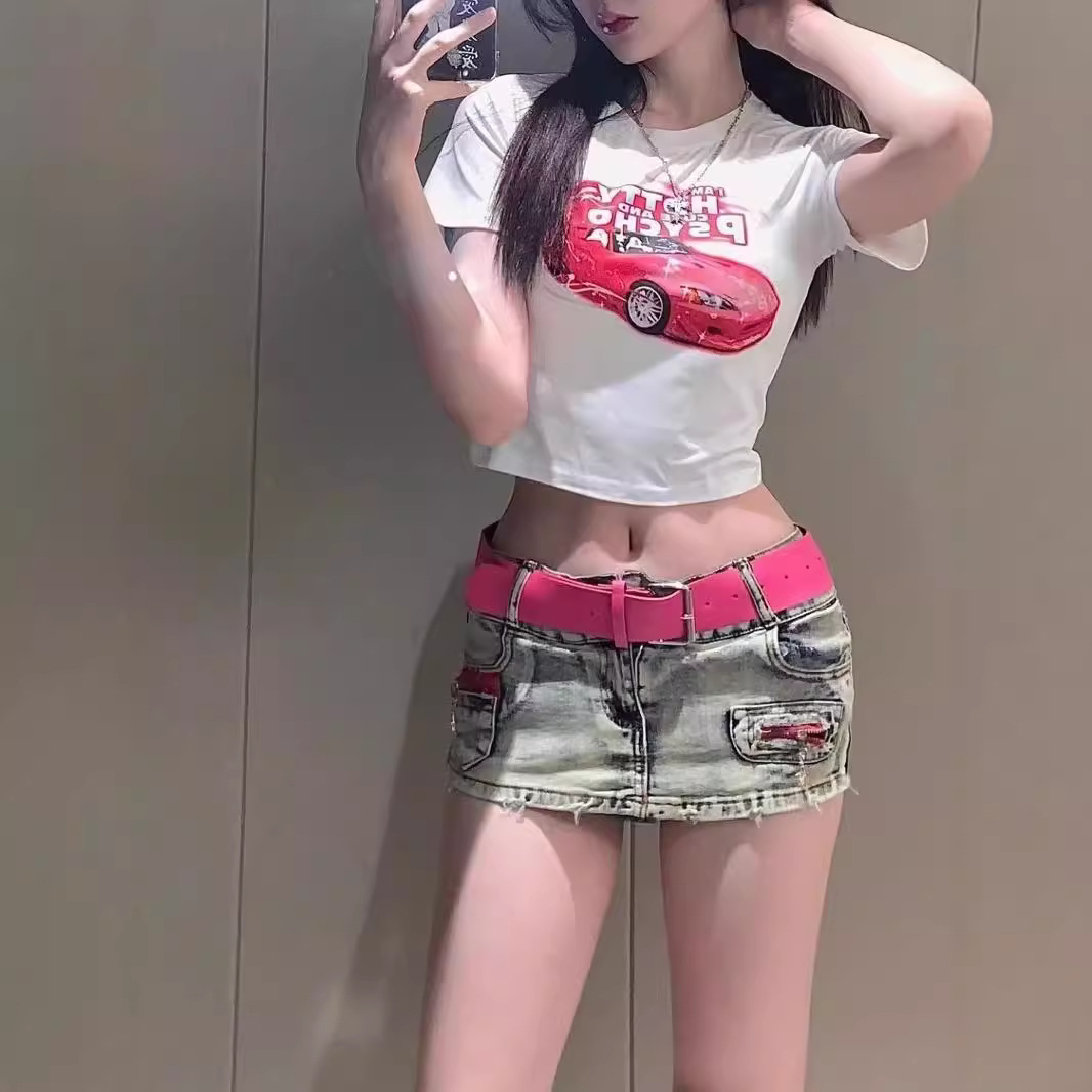 Skirts European and American y2k spicy girl ultra short skirt, women's summer hip lifting denim shorts, low waist sexy A-line hip hugging half bo