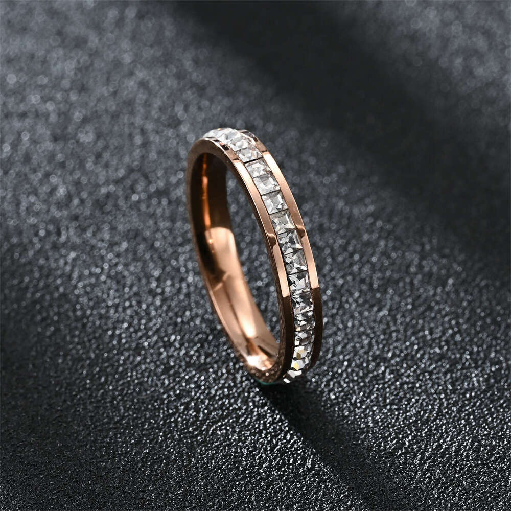 tiktok influencer inspired dual size titanium steel wedding band combined circular design