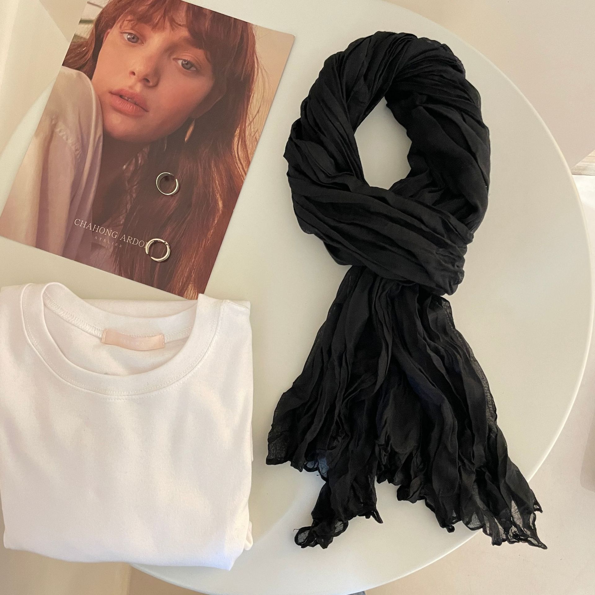 K574 Spring and autumn solid color cotton and linen scarf for women with pleated long Korean style spring and autumn versatile thin decorative neck sc