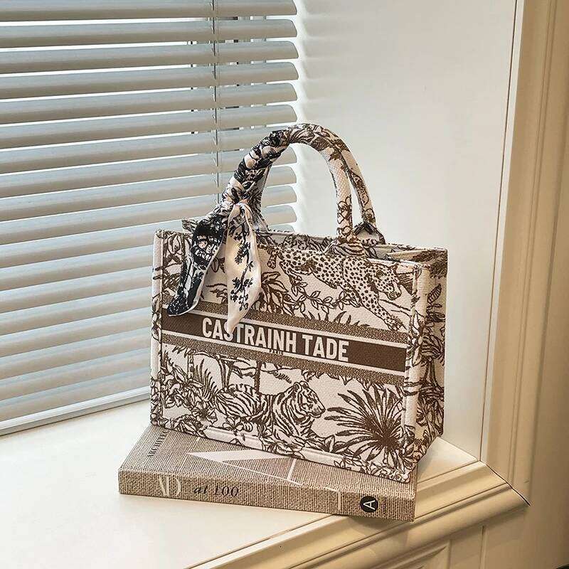 Trendy Minimalist Crossbody Bag For Women With Solid Color And High-End Casual Business Fashion