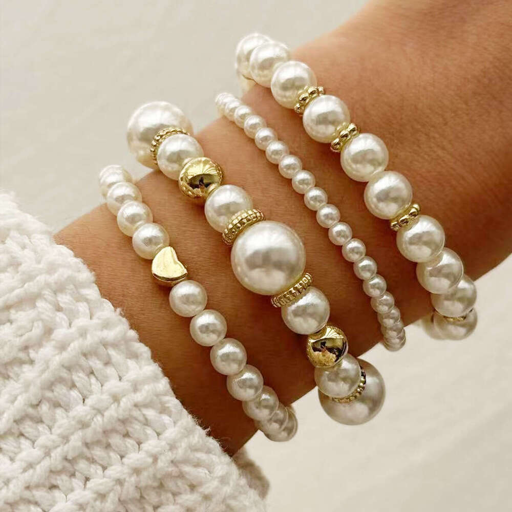 hot selling jewelry fashionable love shaped pearl bead stacked bracelet four piece set