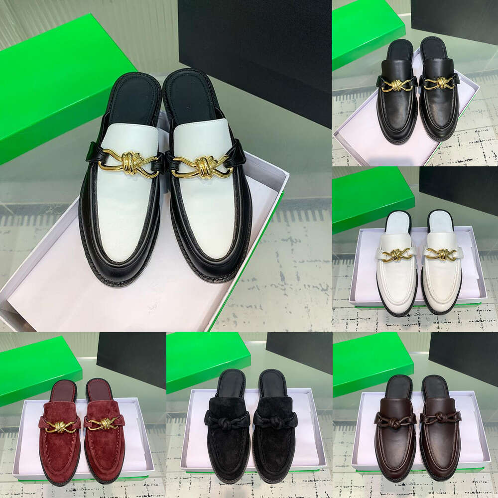 Fashion Woman men Leather flat classic fashion slide clogs mules slide Luxury mule clog sandal Men women Designer shoe Casual slipper size 38-45