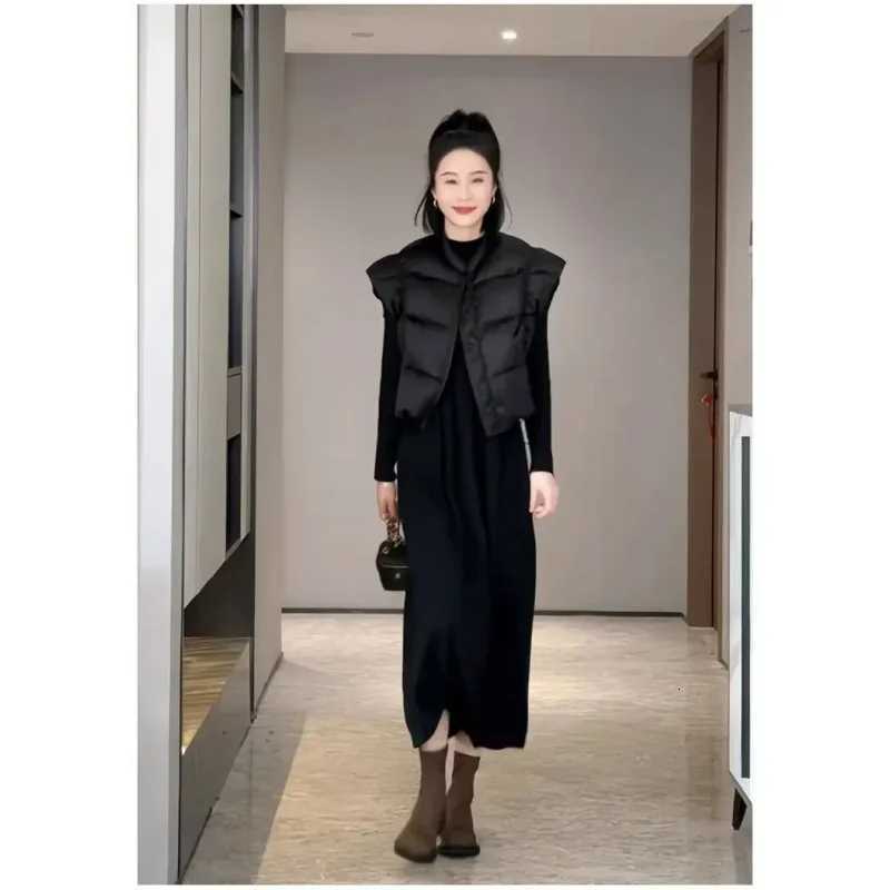 Shoulder High Waist Short Vest Lightweight Chalecos Para Mujer Black Waistcoat Women Roupas Femininas Tops Y2k Jacket ParkasT251129