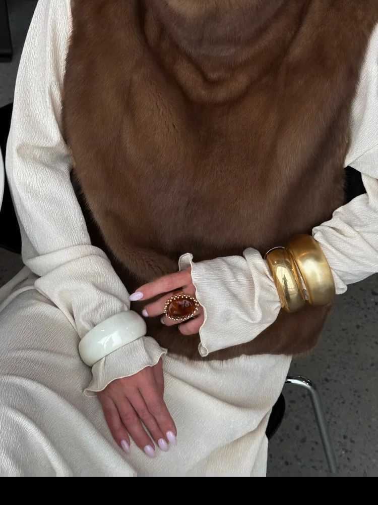 Women Solid Faux Fur Vest Crop Top Fashion Turtleneck Fluffy Short Tank Tops 2025 Winter Female Elegant Sleeveless Jacket CoatT251129