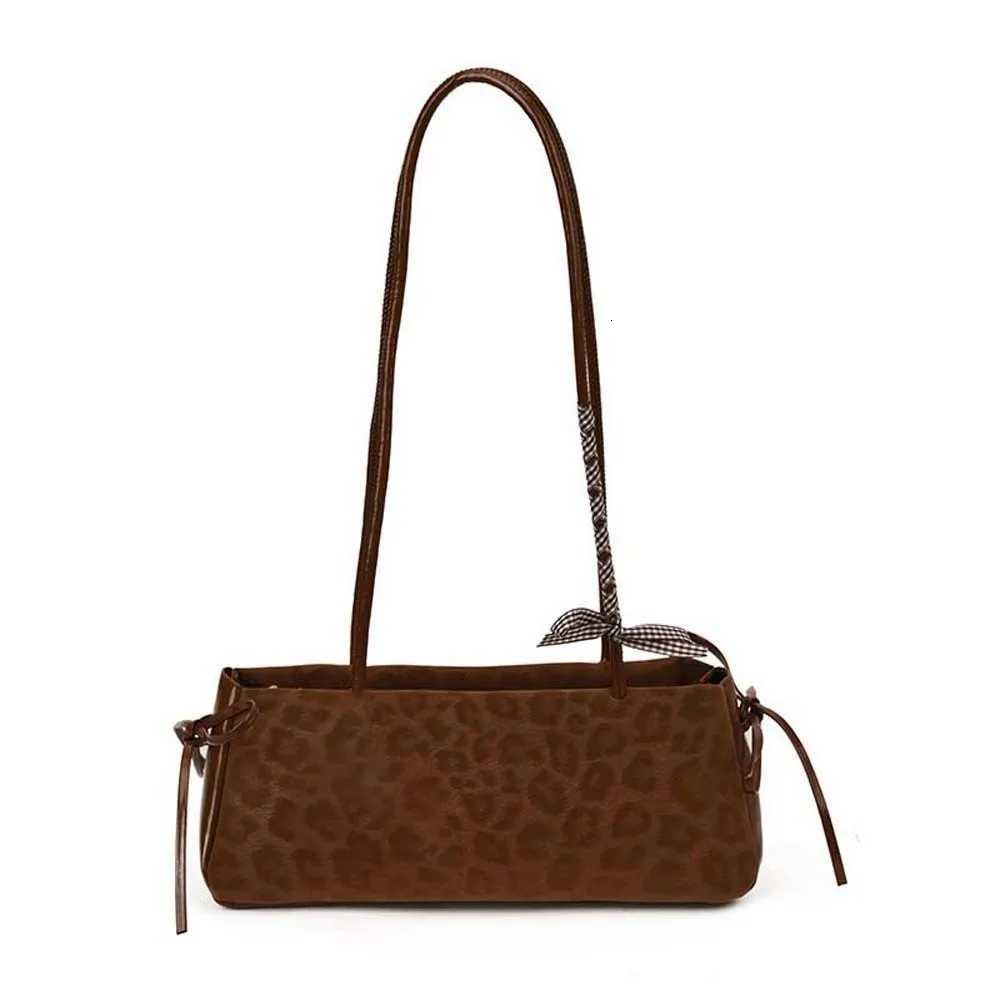 All-match Sweet French Stick Handbag Bow Ribbon Korean Style Leopard Print Underarm Bags Texture Waterproof PU Shoulder Bag Work K251128