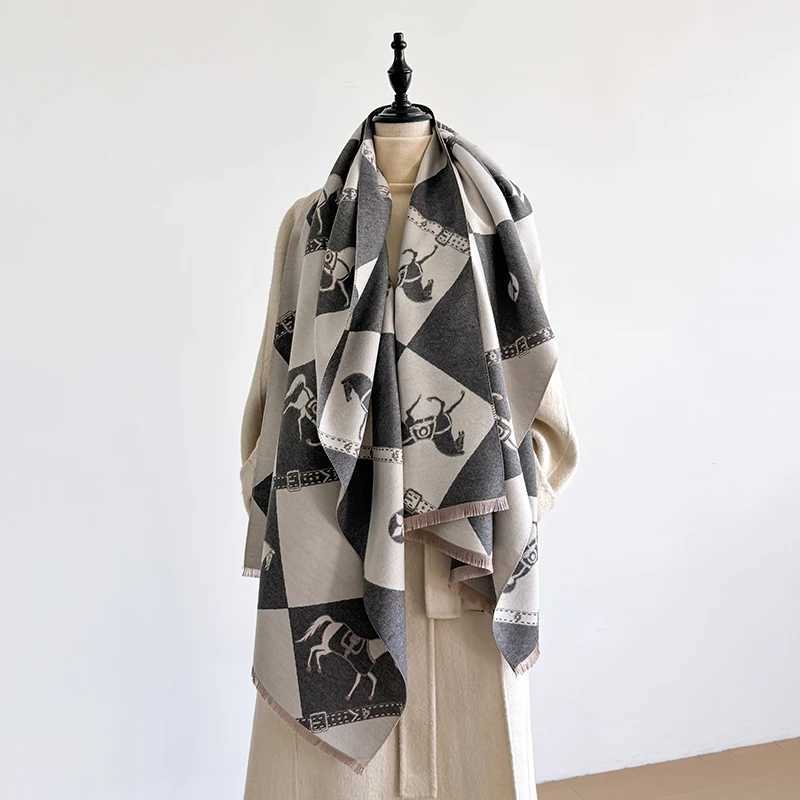 Elegant Heart Pattern Scarf Imitation Cashmere Soft Warm Versatile Shawl Coldproof Windproof Blanket Scarf for Autumn WinterJ251129