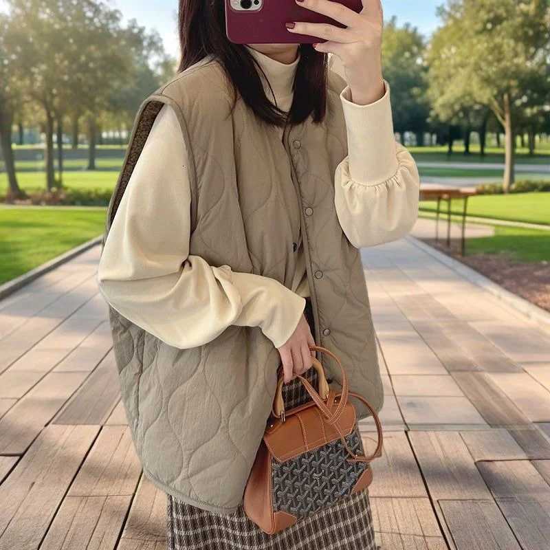 Smvp Fashion O-neck Waistcoat Solid Color Soft Baggy single-breasted reversible Sleeveless warm plush Thicken Teddy Coat ladiesT251129