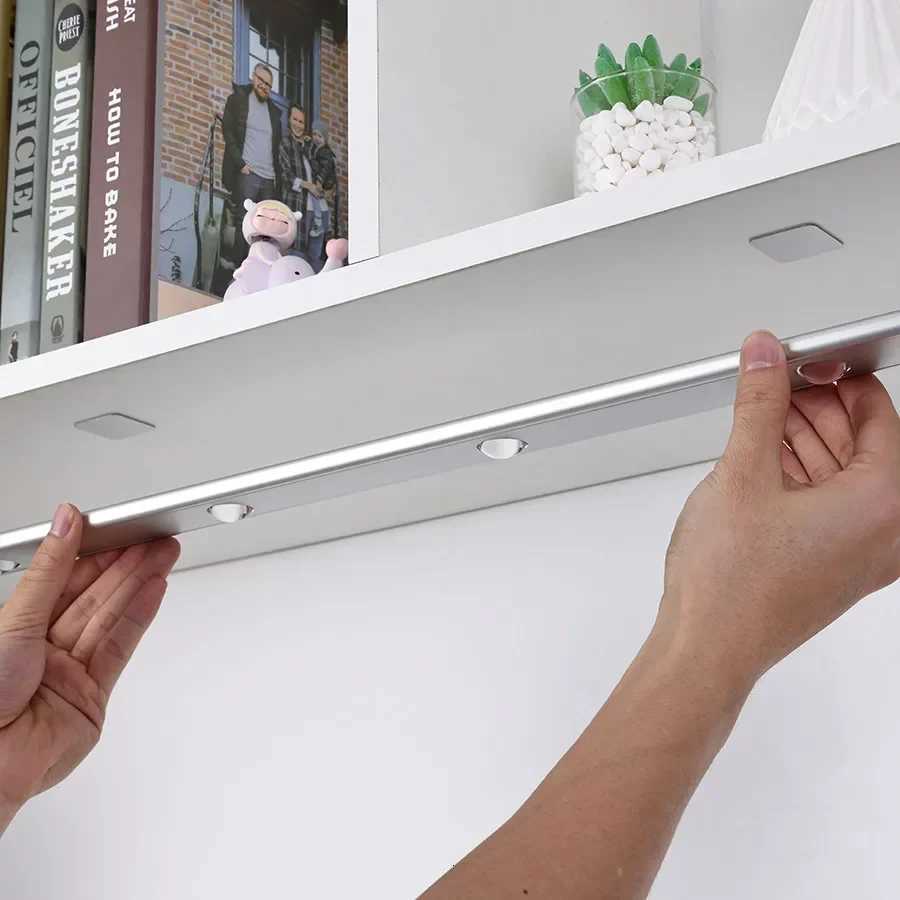 Cabinet Light USB Rechargeable Motion Sensor Ultra-thin LED Closet Light for Kitchen Wardrobe Light Fixtures 20CM/30CM/40CM M251129