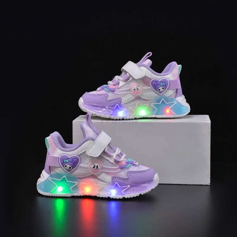 Sanrio Kuromi My Melody Childrens Led Light Sneakers Kawaii Cartoon Fashion Girls Casual Shoes Kids Antislip Sports Running Shoe H251129