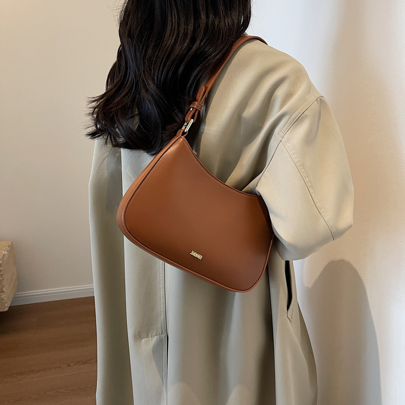 2025 Best Seller! Women's Boho Chic Shoulder Bag - Premium Embossed Shell Design Handbag, Lightweight & Stylish