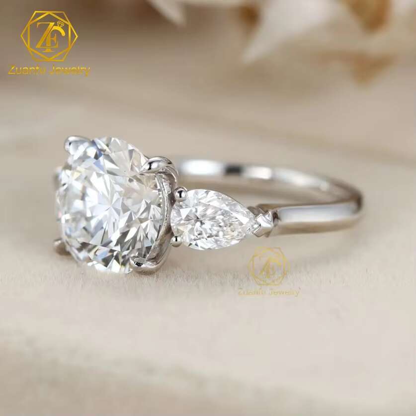 Classic 14K/18K Gold Jewelry Engagement Ring 8mm 2CT Round Shape Trilogy Moissanite Ring Moissanite Ring for Women