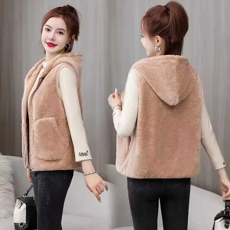 Korean Hooded Fleece Vest Jacket 2025 New Autumn Winter Women Sleeveless Jacket Lady Casual Warm Soft Waistcoat FemaleT251129
