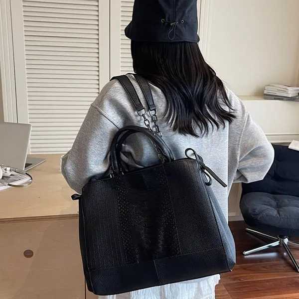 Shoulder Bag Tote Bag Autumn and Winter Retro Crocodile Pattern Handbag Large Capacity Womens Bag Fashion Embossing K251128