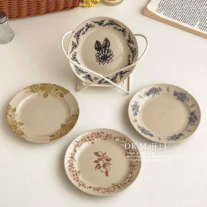 Luxury French Ceramics Small Plates Retro Floral Snack Disc High-end Casual Dessert Plates Household Afternoon Tea Cake Tableware Y251129