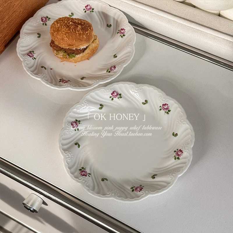 Luxury French Retro Floral Plate Ins Style Ceramic Tablewares High Aesthetic Flower Dining Plates Household Dessert Dishes Y251129